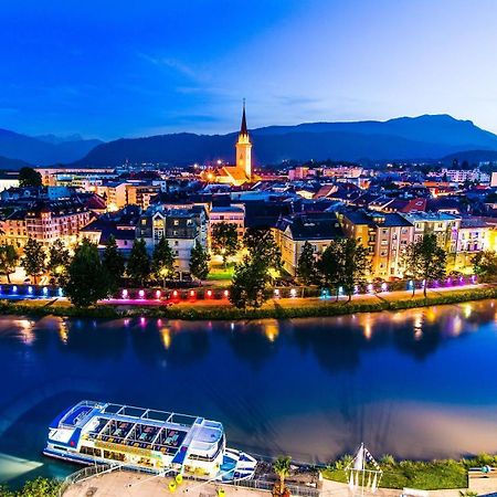 Hostel Lovely Rooms, City Center, Shared Bathroom, Windows To Corridor Villach Exteriör bild