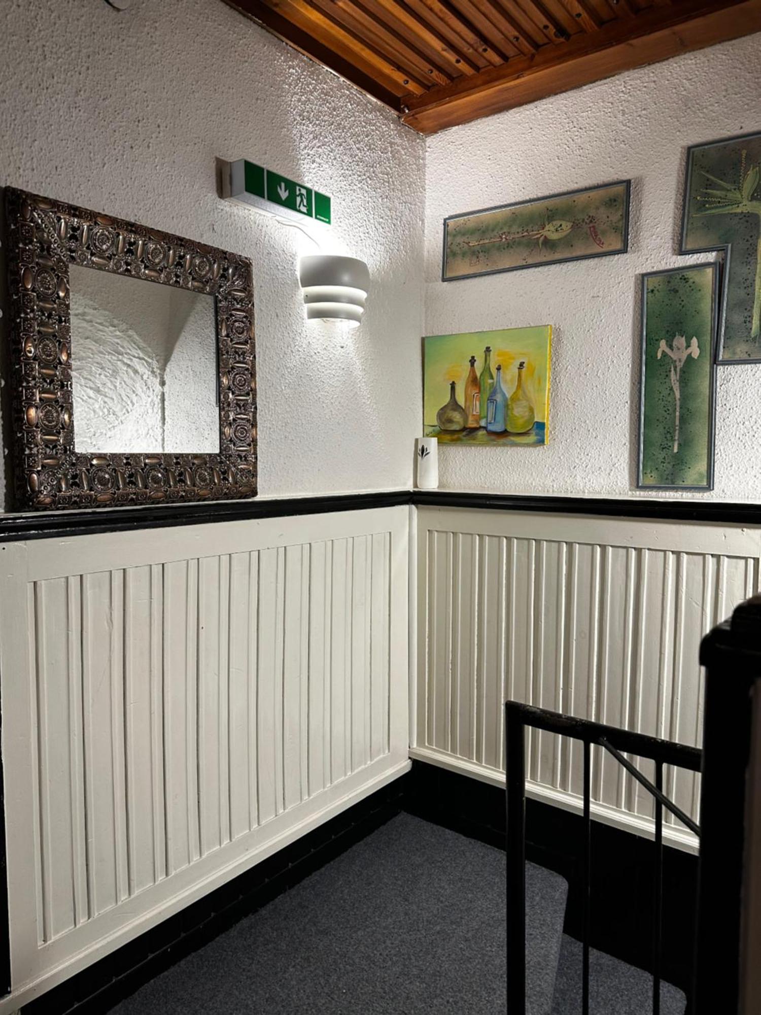 Hostel Lovely Rooms, City Center, Shared Bathroom, Windows To Corridor Villach Exteriör bild